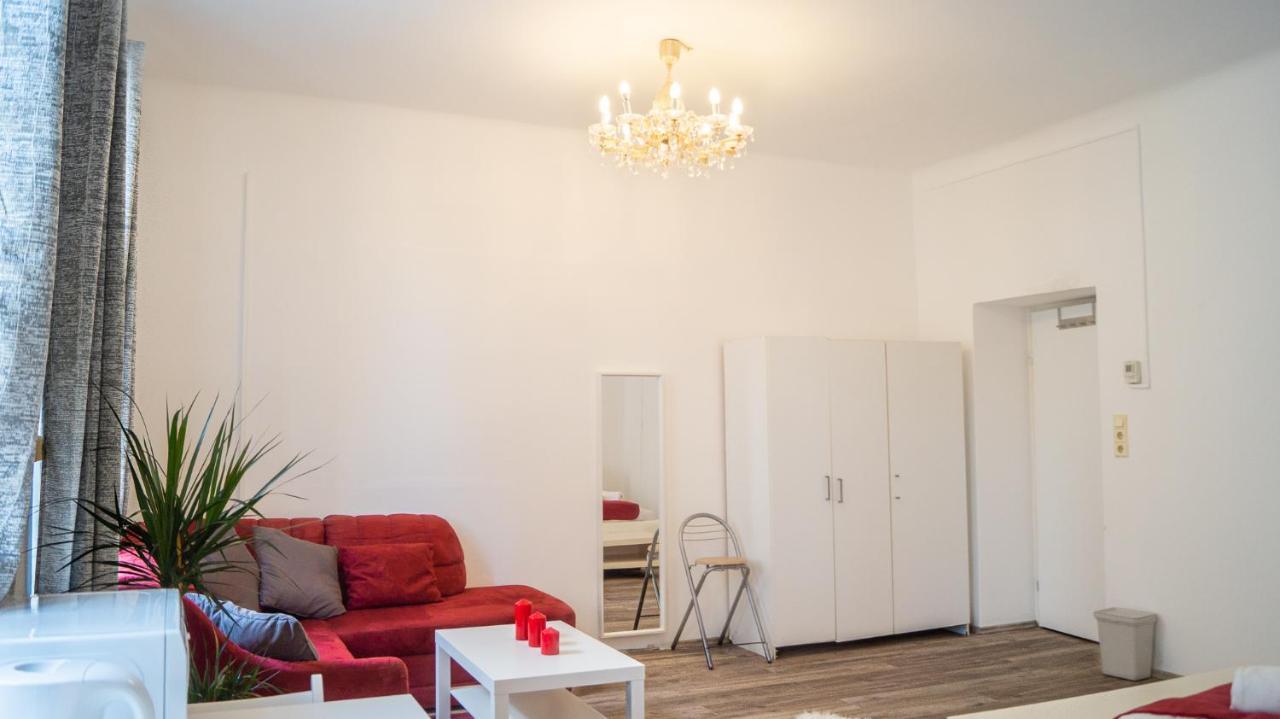 Spacious Shared Apartment Schoenbrunn Вена Экстерьер фото