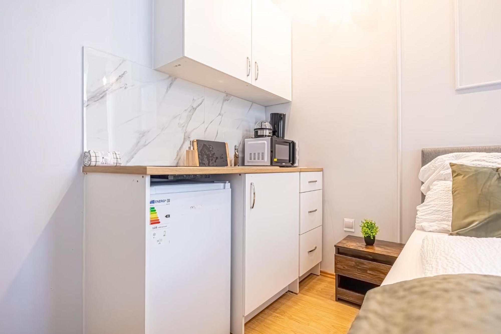 Spacious Shared Apartment Schoenbrunn Вена Экстерьер фото