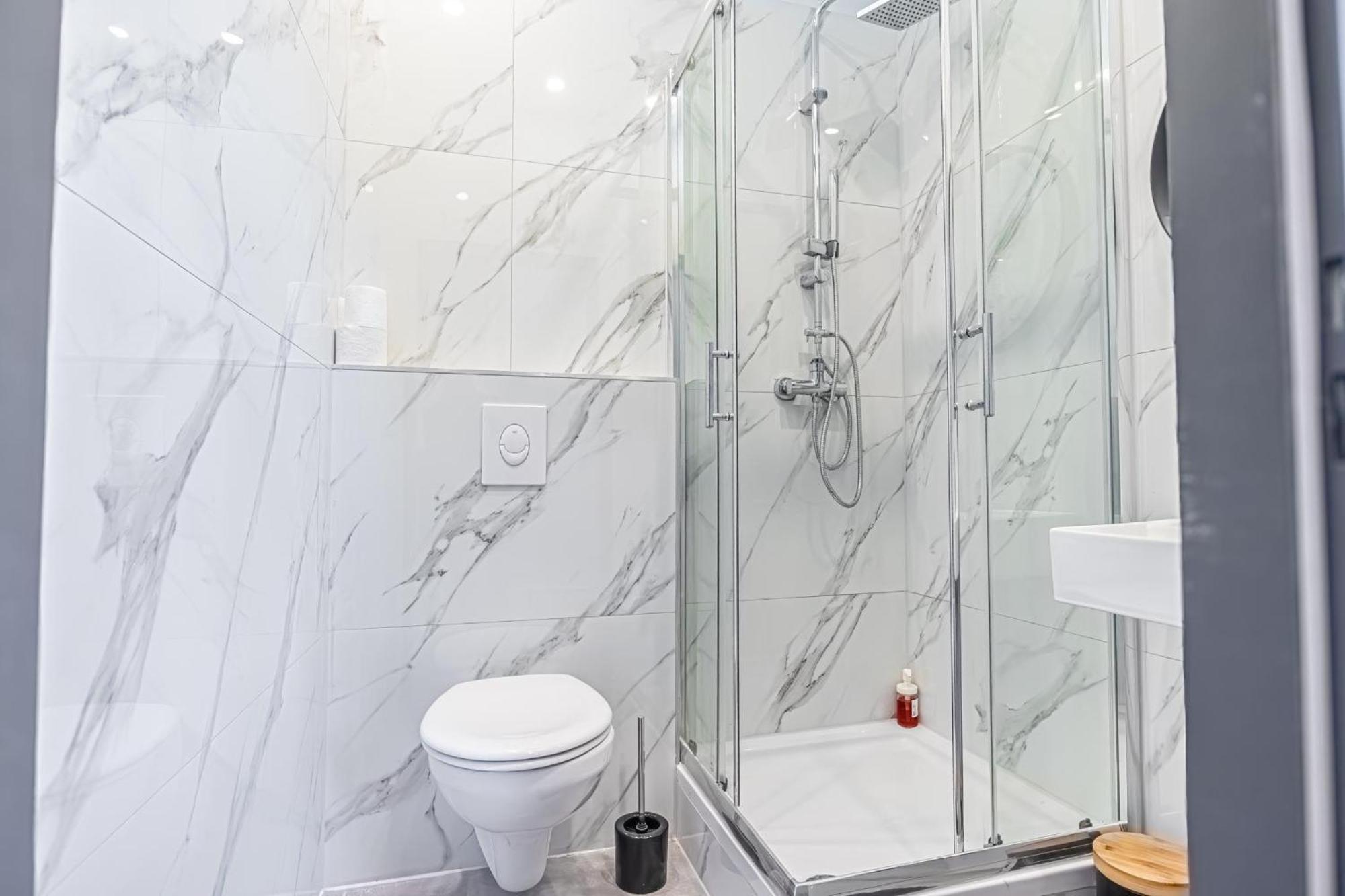 Spacious Shared Apartment Schoenbrunn Вена Экстерьер фото