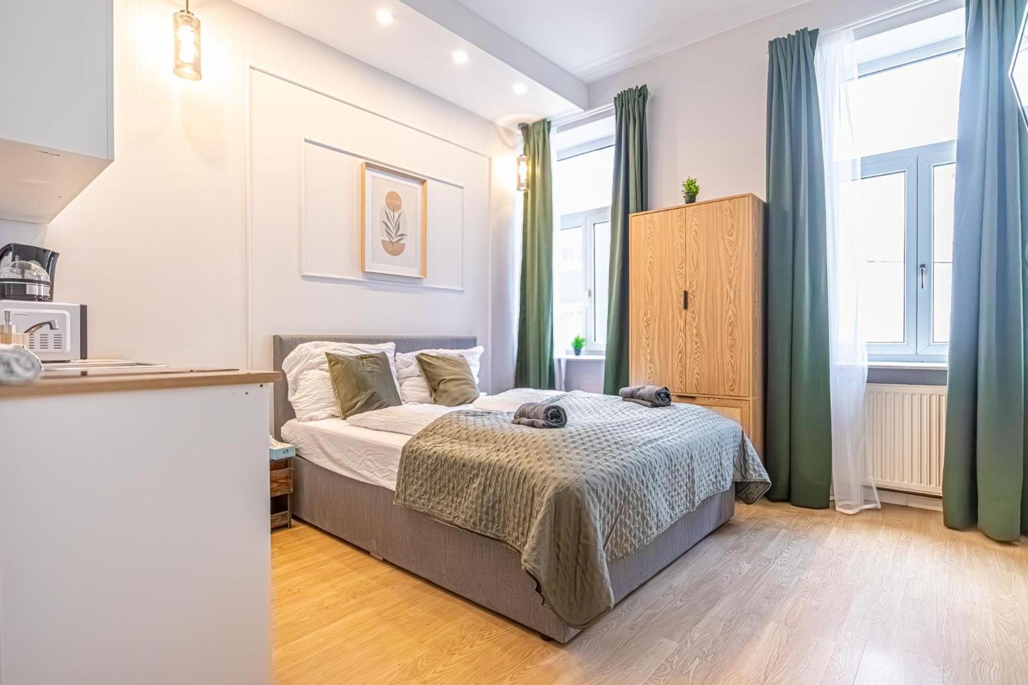 Spacious Shared Apartment Schoenbrunn Вена Экстерьер фото
