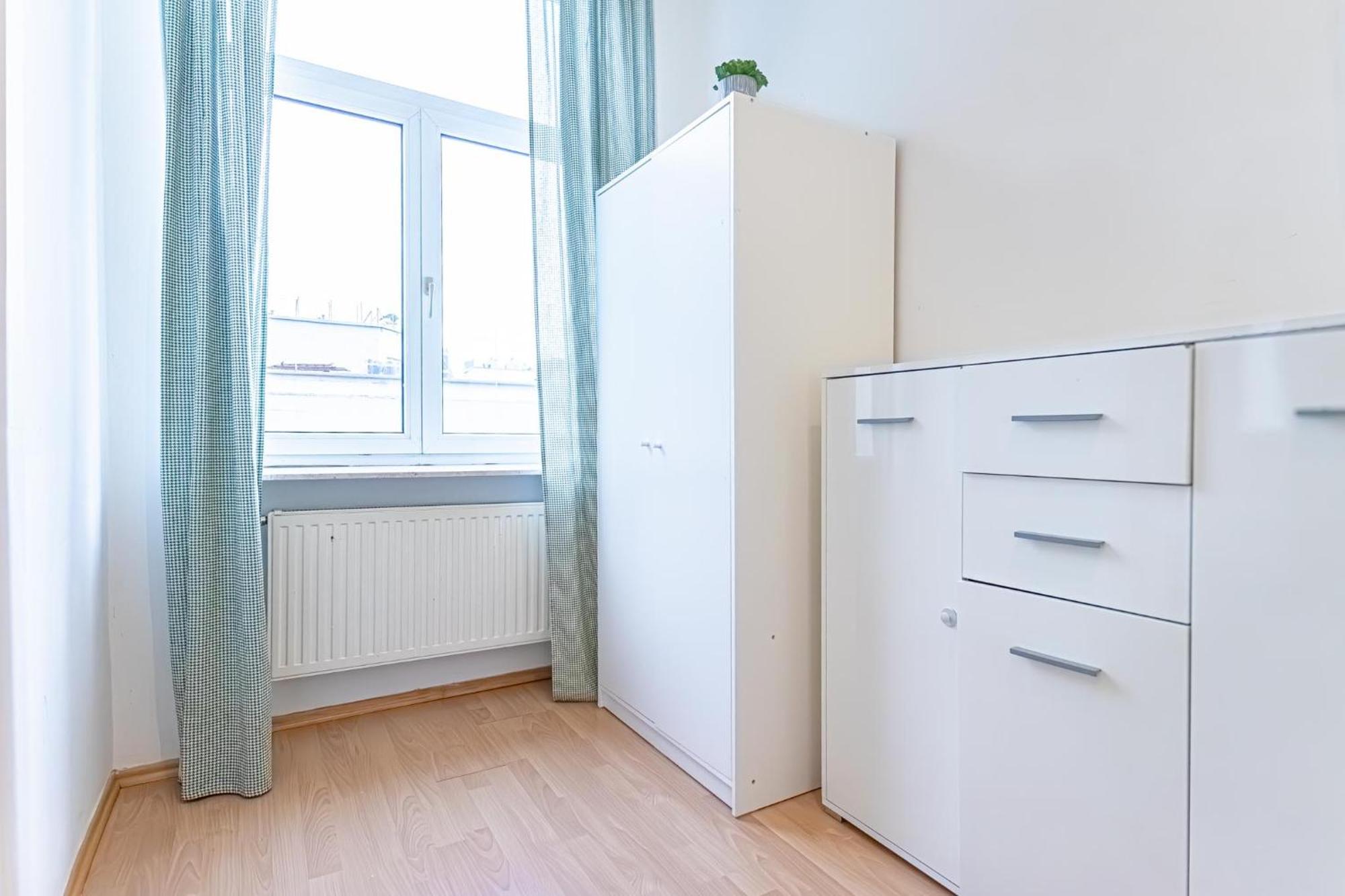Spacious Shared Apartment Schoenbrunn Вена Экстерьер фото